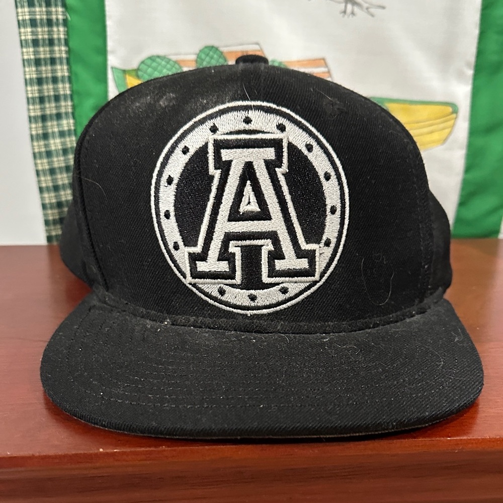 Mitchell & Ness Black Argos Cap